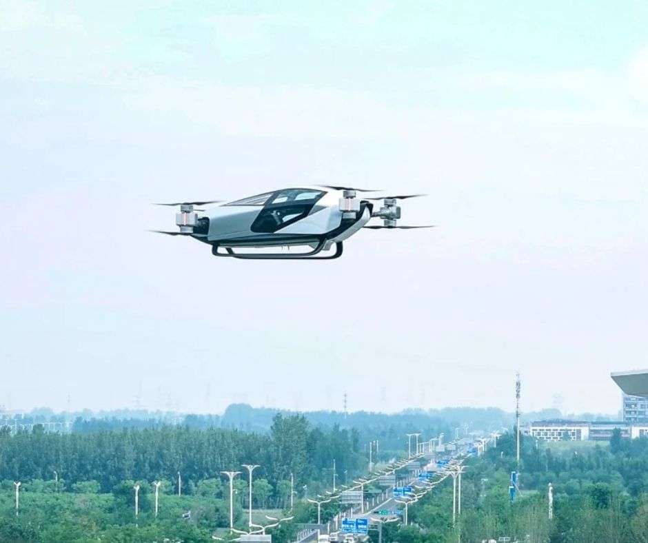 Flying Car X2 Takes Flight in Beijing -Xpeng's Groundbreaking Leap